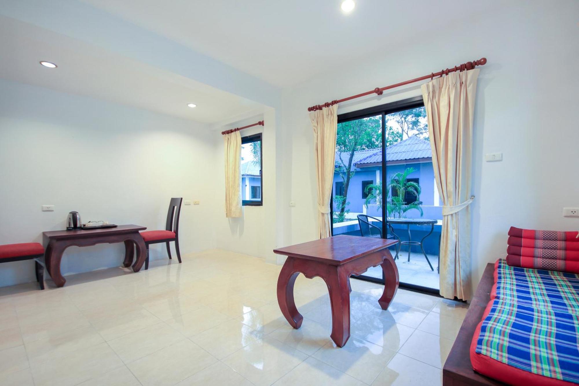 Capital O75345 Praewa Villas Naiyang Phuket Nai Yang Exterior foto